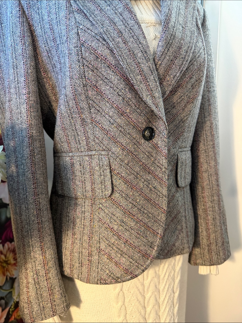 Gray Tweed multi coloured, Single-Button Blazer in a size 6